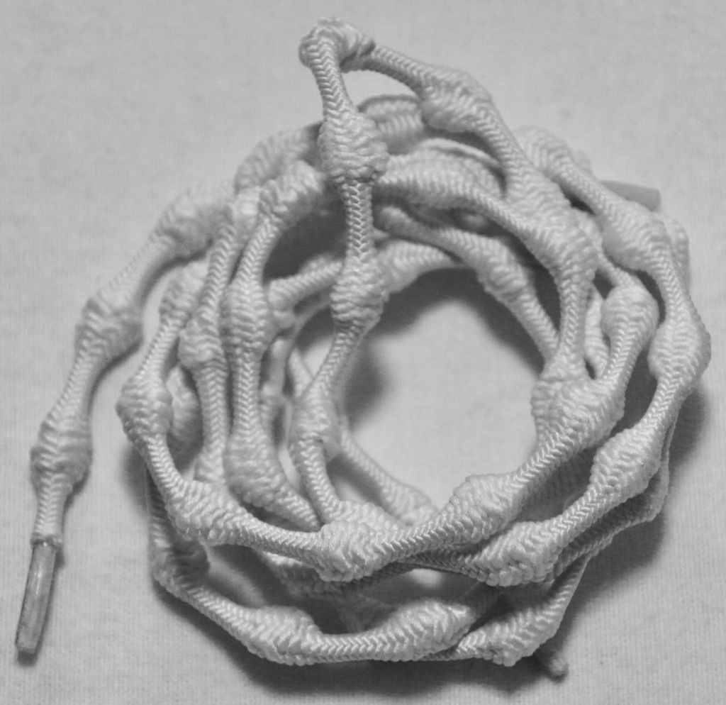 Schnürsenkel - 1 Paar mit Knoten - verschiedene Farben Weiß